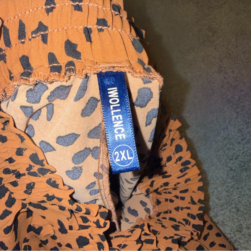 Leopard Wide Leg Pants - Picture 8 of 10